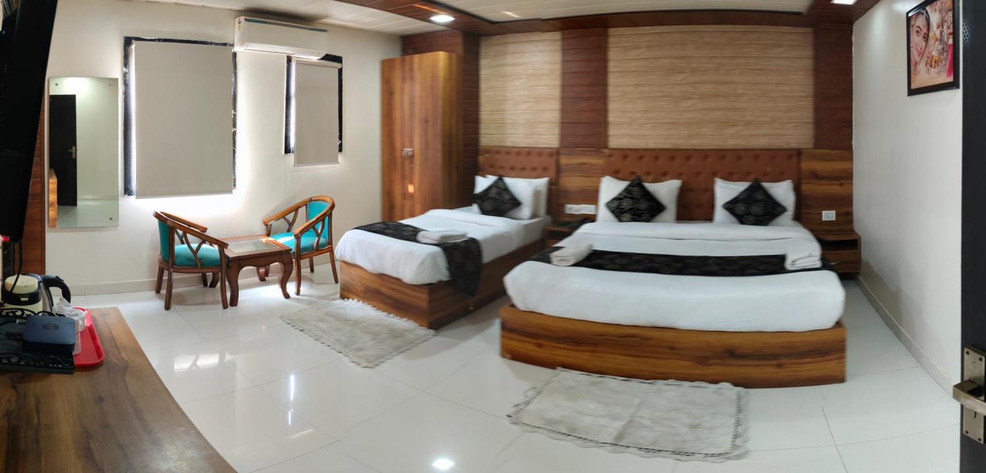 The Paramont Plaza Igi Airport Hotel New Delhi